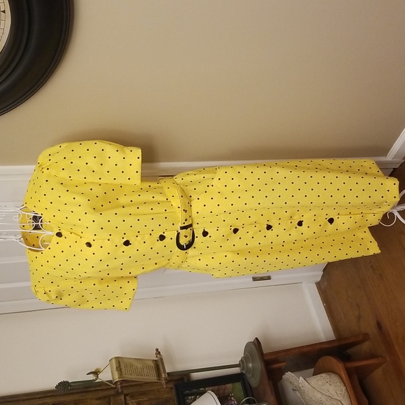 PINUP DOLL❣️Vintage yellow and black polka dot pinup style dress - Picture 2 of 13